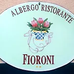 Fioroni מלון